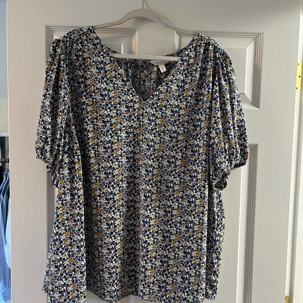 LC Lauren Conrad Navy Floral V-Neck Blouse with Mustard Accents